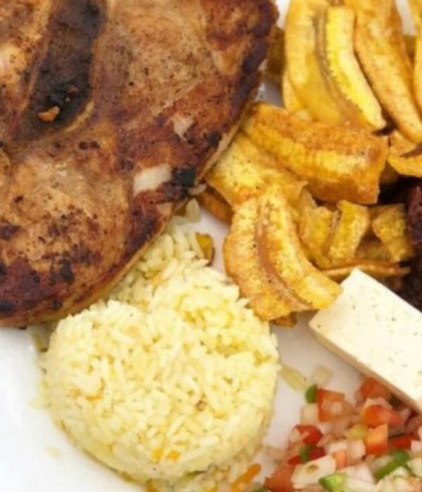 Chuleta de Cerdo con Arroz